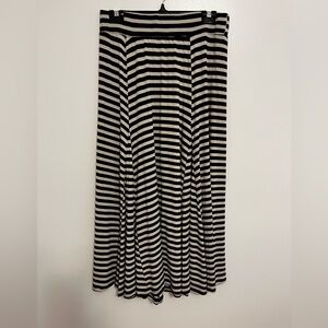 Lapis Black & Beige Stripped Maxi Skirt